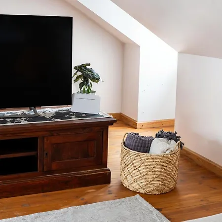 アパート Old Town Loft With Fireplace - Sleeps 4 *