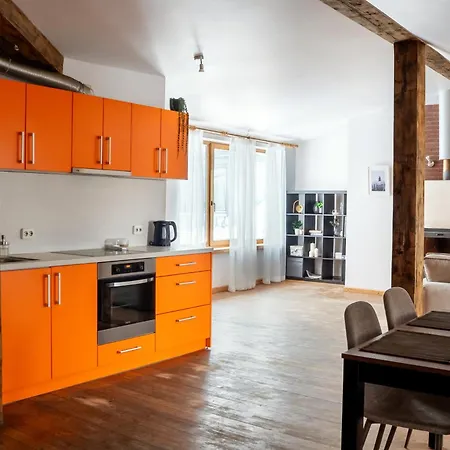 Old Town Loft With Fireplace - Sleeps 4 * リガ